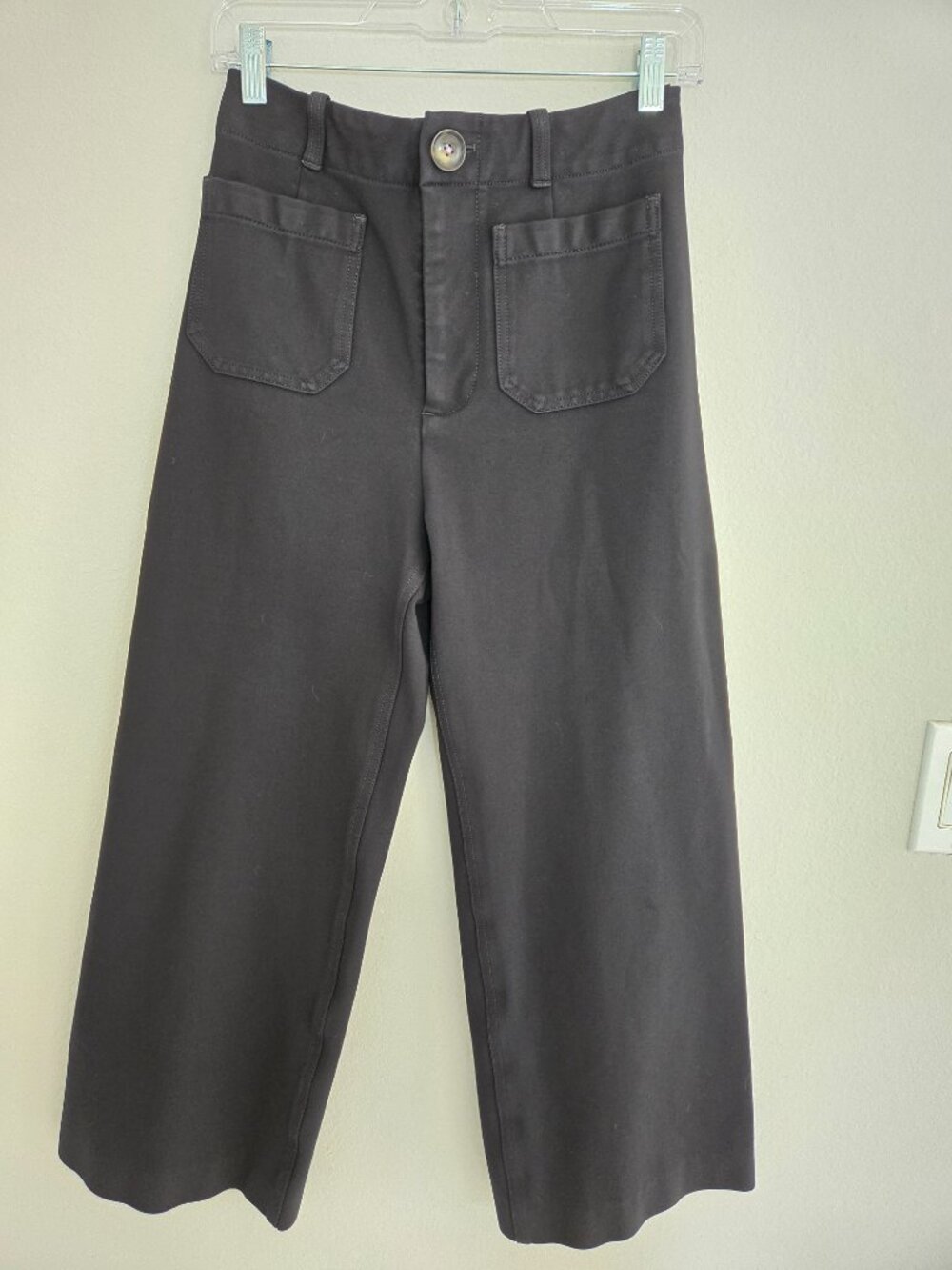 Anthropologie Courtney Ponte Cropped Wide Leg Black pants size 4